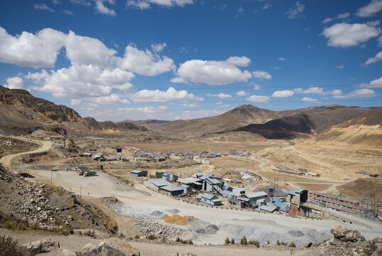 Peru la Cima Pass , La Oroya , Santa Rosa de Ocopa Monastery , Huancayo 