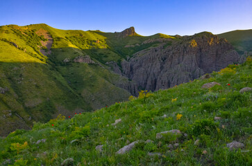 Fototapeta premium crater of Mount Ara volcano at sunrise (Aragatsotn province, Armenia)