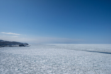 drift ice in Hokkaido Japan © 善弘 石垣