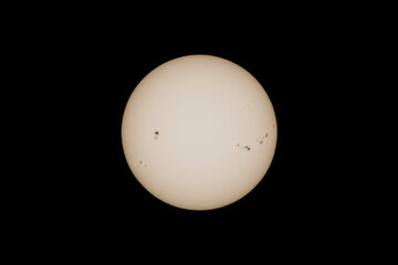 Picture of october 2024 sun using solar filter and a mirrorless camera