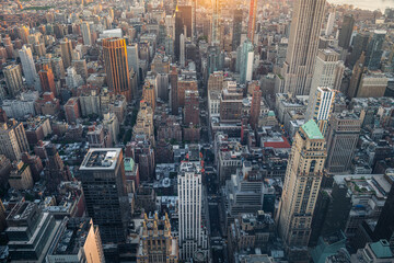 Fototapeta premium Aerial view of downtown Manhattan on a rainy spring afternoon, with some famous skyscrapers to be recognized, New York City.