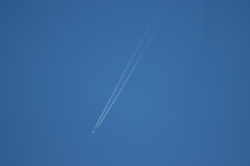 airplane in flight