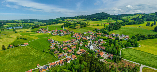 Petersthal am Rottachsee bei Oy-Mittelberg im Oberallgäu im Frühsommer