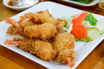 fried shrimp on plate for served in a restaurant