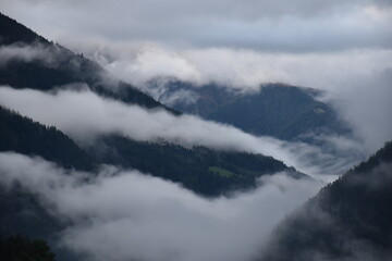 &Uuml;ber den Wolken