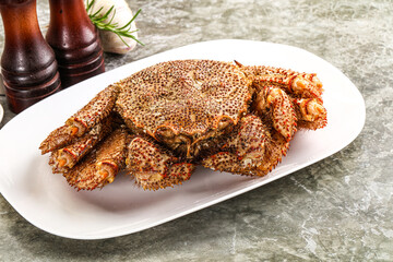 Delicous gurmet Steamed hairy crab