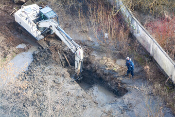 Repair of Main Water Pipeline Break