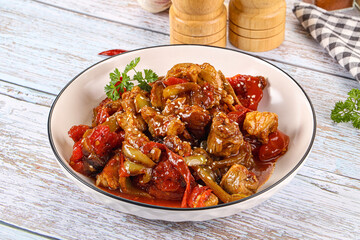 Pork with oyster sauce and vegetables