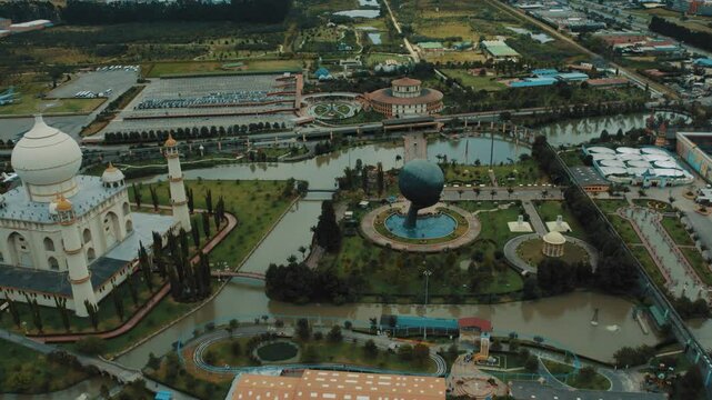 vista a&eacute;rea del parque Jaime duque, ubicado en Bogot&aacute; Colombia