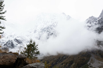 Beautiful snowy mountain scenery. Landscape scenery.