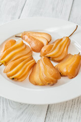 White wine poached pears