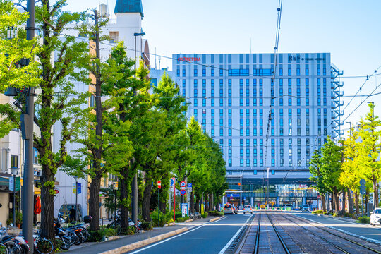 伊予鉄 レフ松山市駅周辺の屋外風景
