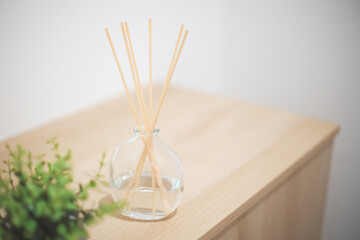 玄関に置かれたディフューザー