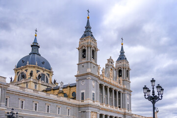 Fototapeta premium Facade of Almudena Cathedral, a famous Catholic landmark, Madrid, Spain