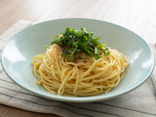 皿の上のたらこスパゲッティ