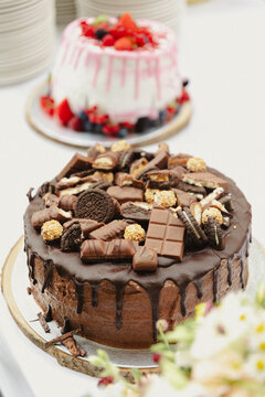 chocolate (wedding) cake