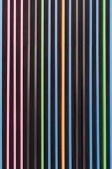 Pattern of vertical stripes with alternating colors