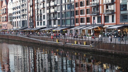 Domy nad kanałem © EwaAF