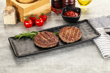 Grilled two beef burger cutlet