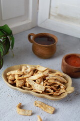 chips and spicy spring rolls are typical Indonesian light snacks, these snacks are savory and delicious