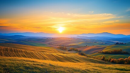 Obraz premium Tuscany Sunset Landscape With Rolling Hills and Golden Fields