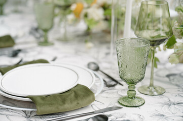 Green and White Wedding Day Reception Tablescape Centerpieces Design