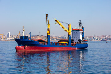 the cargo ship and the crane images