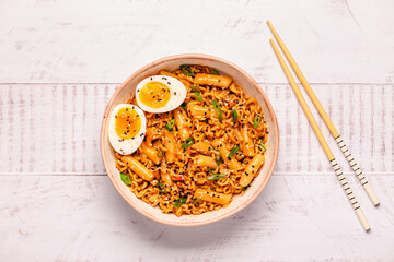 Spicy Rapokki - Korean tteokbokki rice cake and ramen noodle.