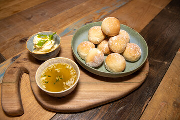 appetizer, bake, bakery, bread, bread ball, cooked, cooking, crusty, delicious, food, garlic, garlic ball, garlic bread, garlic butter, homemade, kitchen, organic, restaurant, snack, tasty, wooden, co