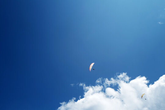 Natural landscape view of clear blue gradient sky and Parashooting