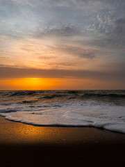 Fototapeta premium sunrise on the sea