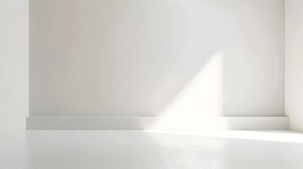 Minimalist White Backdrop with Subtle Gradient for Sleek Product Presentation and Copy Space