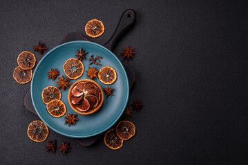 Sweet tart with figs, cheese cream and pecans