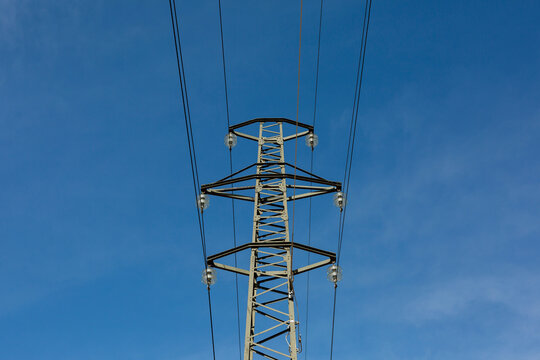 Electric Trellis Pylon

