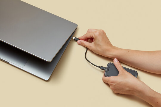 Attaching external hard drive to portable laptop