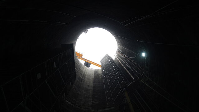 Deep Subway and Mine Shaft