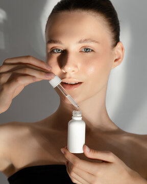 Calm and natural model with acid serum  