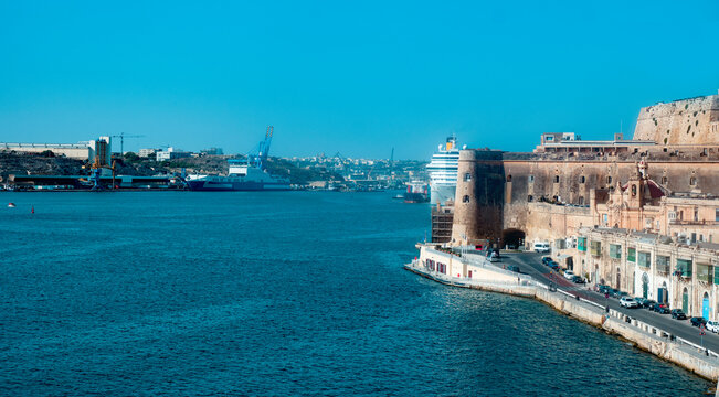 Grand Harbour and Lascaris Battery, Valletta, Malta