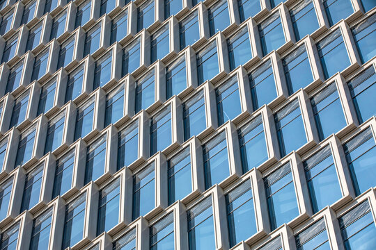 glass curtain wall