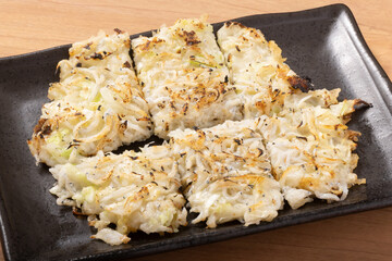 しらす　お好み焼き