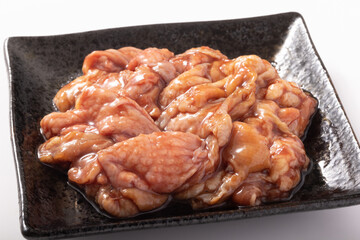 鶏皮（生　味付）