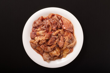 鶏皮（生　味付）