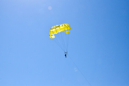 Parasailing, summer vacation at sea, beach