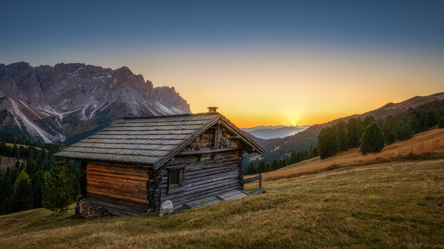 Passo Erbe under the mountain Peitlerkofel, or Sass de Putia