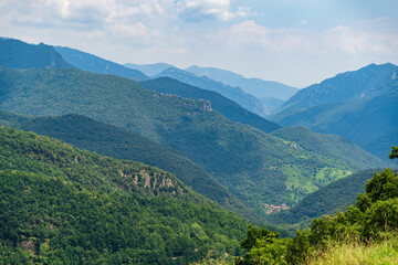 Fototapeta premium estación de esquí en verano sin gente