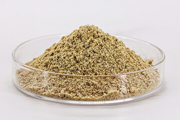Meat and bone meal (FCO) is a natural source of proteins and minerals including calcium and phosphorus, an ingredient in feed for poultry, pigs, fish and other non-ruminant species.