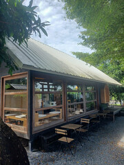 Obraz premium Mini house in the forest.