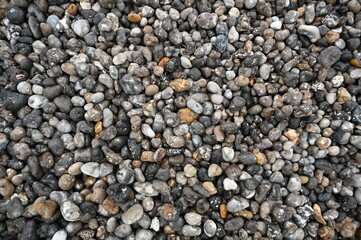 Kiesel an einem Strand