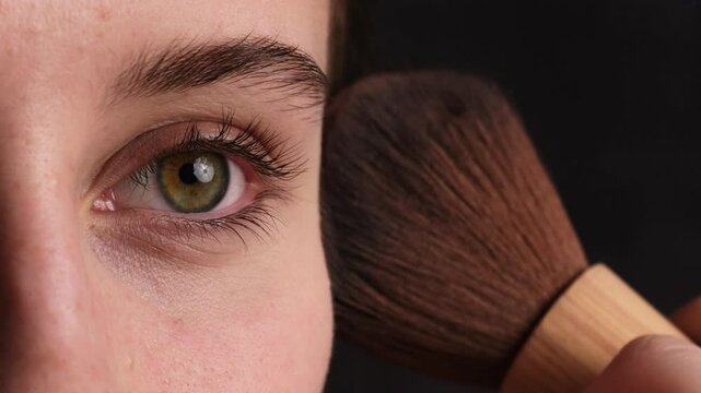 Close-Up Tutorial On How To Professionally Apply Powder With A Makeup Brush