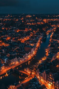 make a nightspot from a drone of 's Hertogenbosch in the Netherlands with a ddi pro drone in the front 